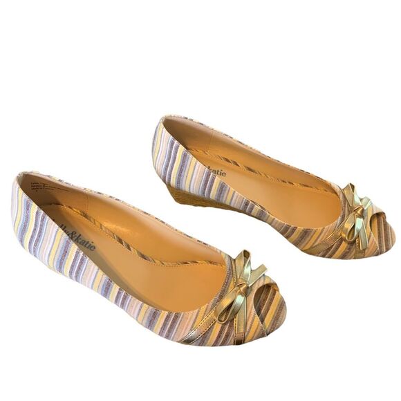 Kelly & Katie Blue Stripe Espadrille Wedge Heels w/ Peep Toe & Gold Size 9 - Picture 8 of 11